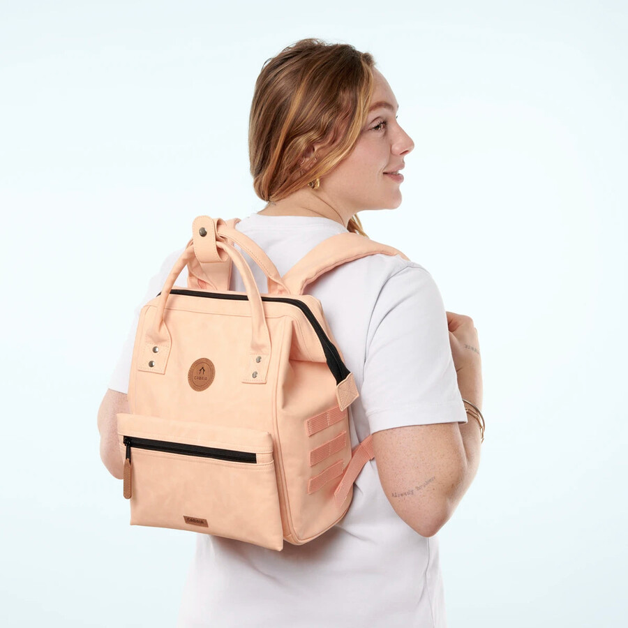 backpack adventurer small como