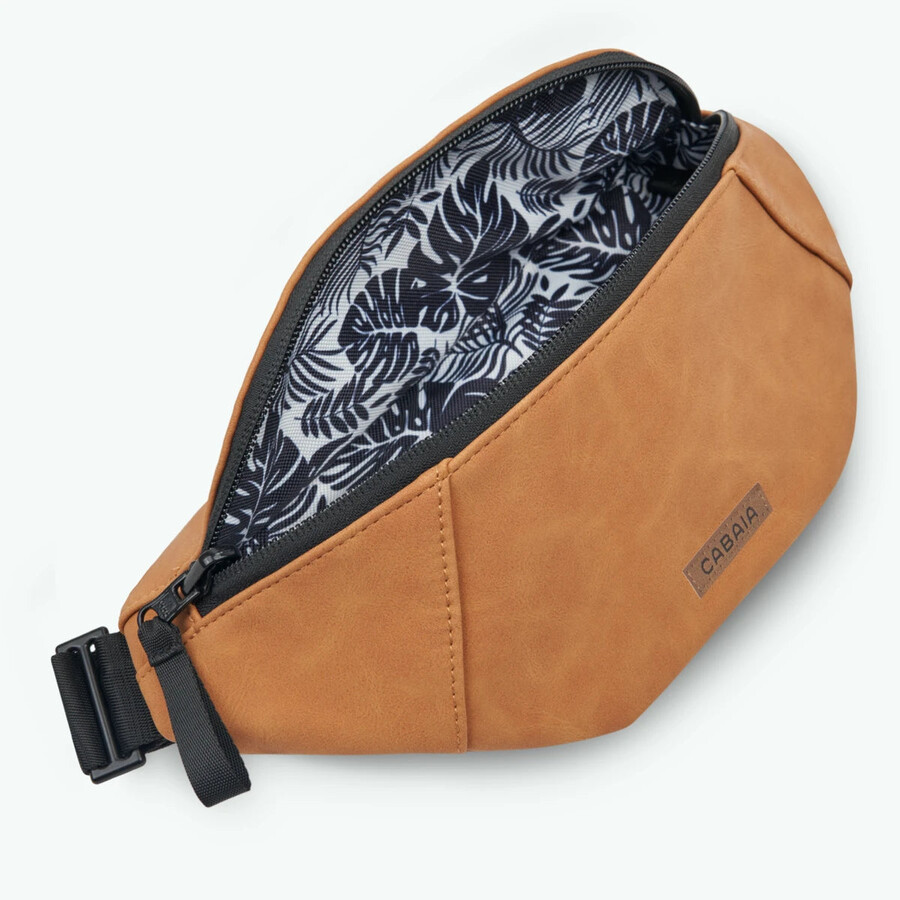 große bauchtasche moskau